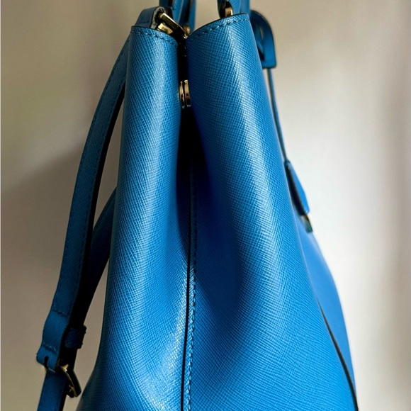 Michael Kors Tote/Shoulder Purse - Picture 7 of 14